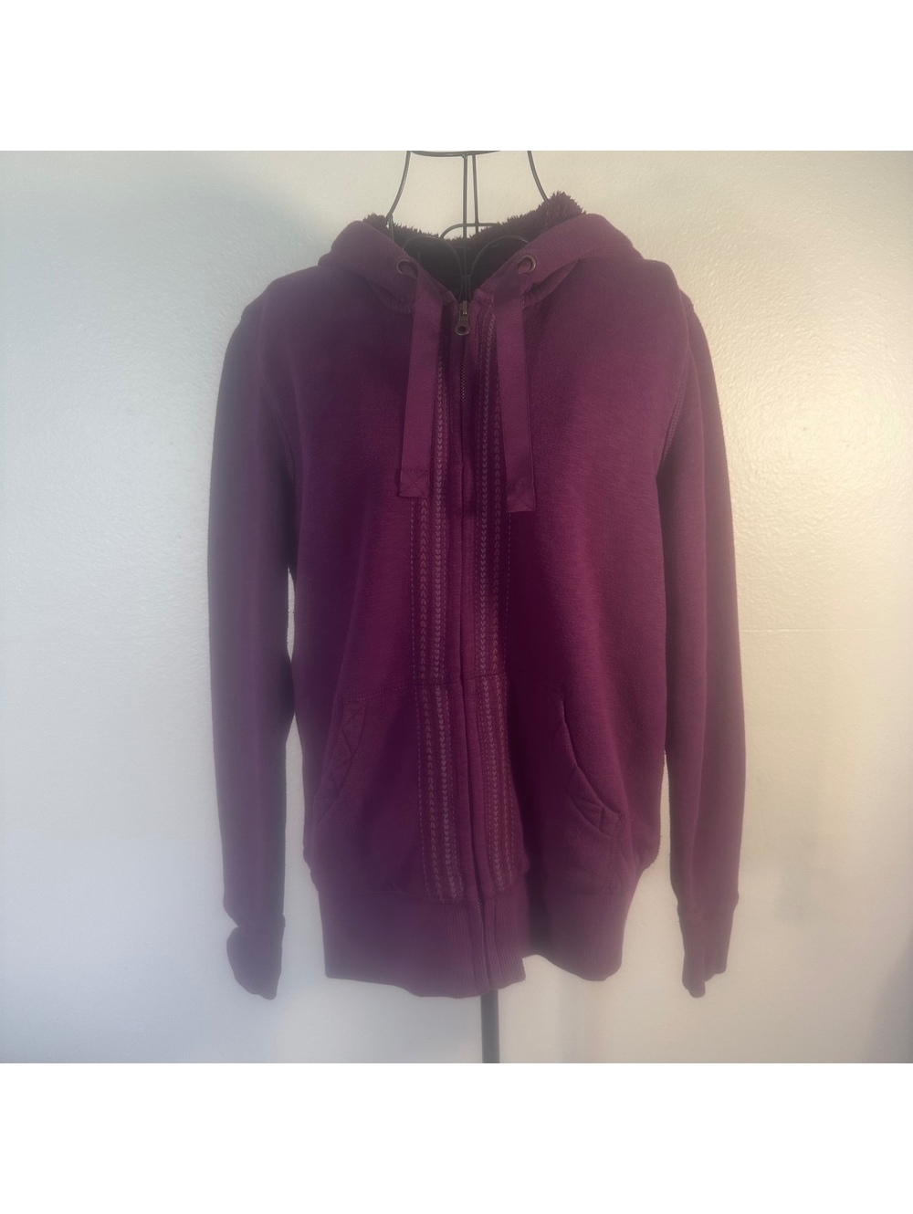 Purple Eddie Bauer Cozy Hoodie Fuzzy On Inside Embroidered